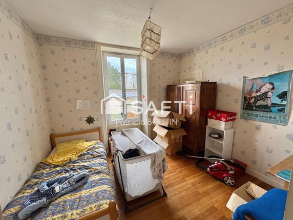 MAGNIFIQUE MAISON FAMILIALE DE 8 CHAMBRES A SAINT MAIXENT L'ECOLE !