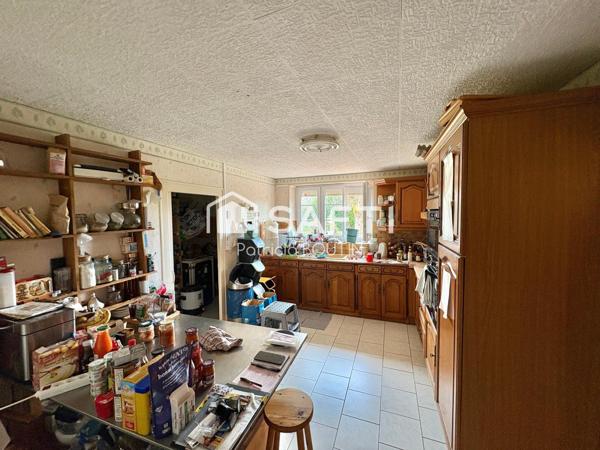 MAGNIFIQUE MAISON FAMILIALE DE 8 CHAMBRES A SAINT MAIXENT L'ECOLE !