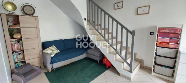 MÉZIÈRES SUR SEINE - Maison en duplex