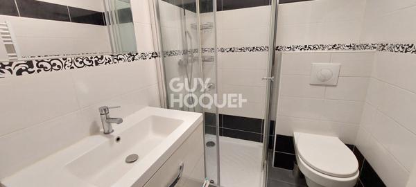 MÉZIÈRES SUR SEINE - Maison en duplex