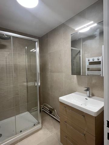 Magnifique 3 pièces 66.27m² avec parking et cave refait à Neuf - 1815€ CC -