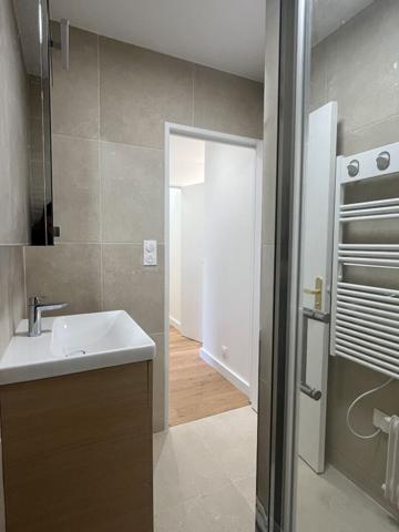 Magnifique 3 pièces 66.27m² avec parking et cave refait à Neuf - 1815€ CC -