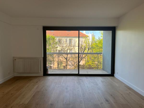 Magnifique 3 pièces 66.27m² avec parking et cave refait à Neuf - 1815€ CC -