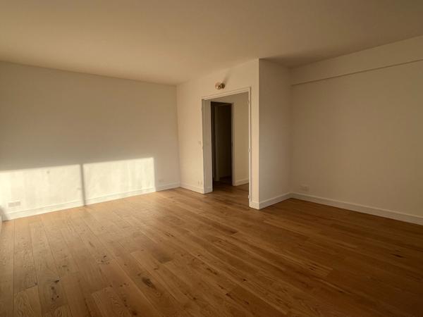 Magnifique 3 pièces 66.27m² avec parking et cave refait à Neuf - 1815€ CC -