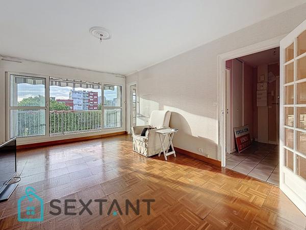 Appartement avec balcon 84 m2 idéalement situé