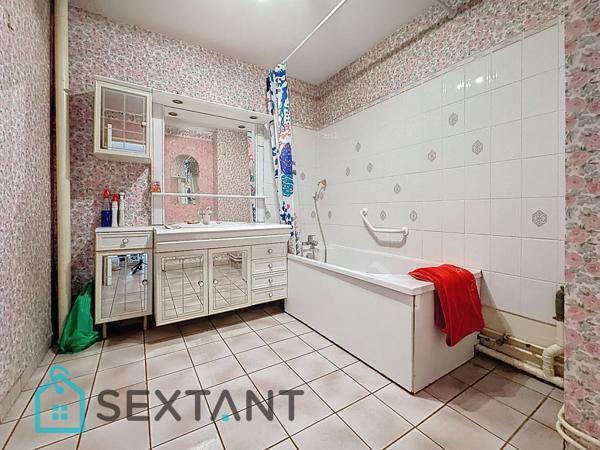 Appartement avec balcon 84 m2 idéalement situé