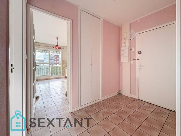 Appartement avec balcon 84 m2 idéalement situé
