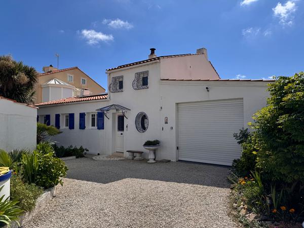 Maison à vendre à la Chaume avec vue mer et proche de la plage