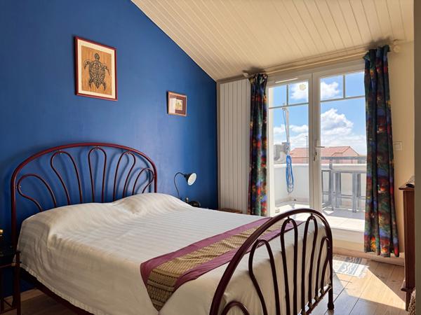 Maison à vendre à la Chaume avec vue mer et proche de la plage