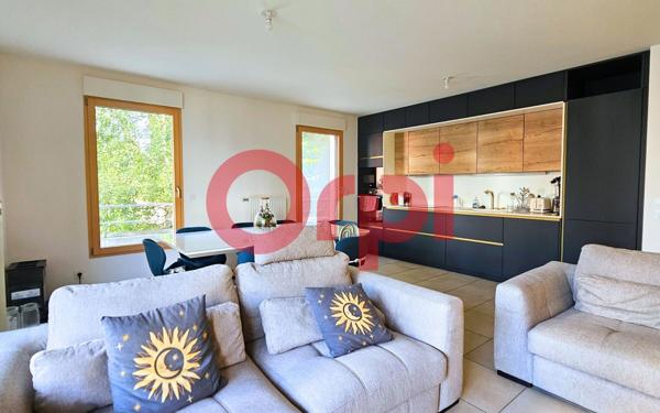 Appartement à vendre    4 pièces • 83,95 m2 Francheville