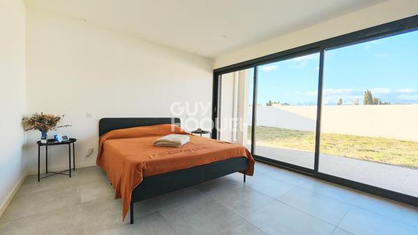 EN EXCLUSIVITE !! Perpignan Parc Ducup - Villa contemporaine de 225 m² - 4 suites - Piscine - Environnement calme et privilégié