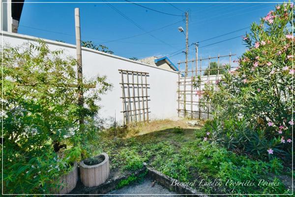 Maison  4 pièce(s) 106.65 m2 - Proche centre ville de Dax