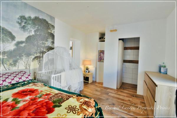 Maison  4 pièce(s) 106.65 m2 - Proche centre ville de Dax