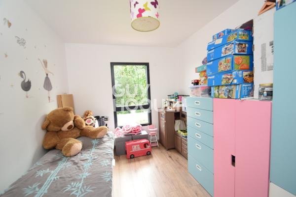 Maison récente à Isneauville