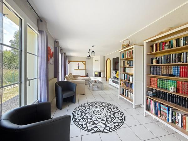 Maison 5 pièces - 131 m² Exclusivité efficity