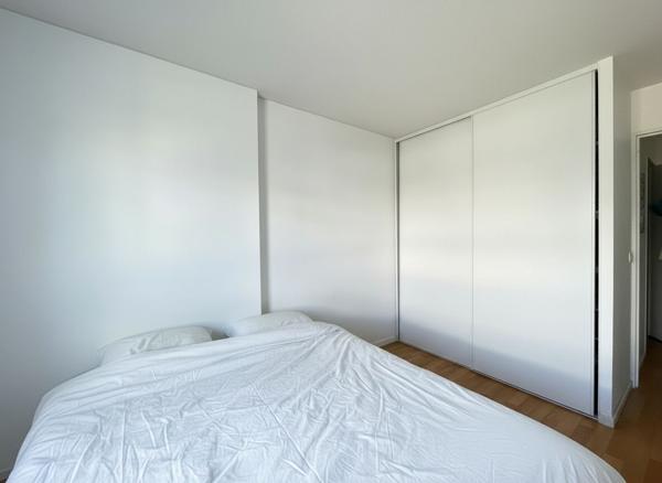 A vendre à Séné Poulfanc Appartement 56 m², bon état, balcon, ascenseur, place de parking, cave , garage