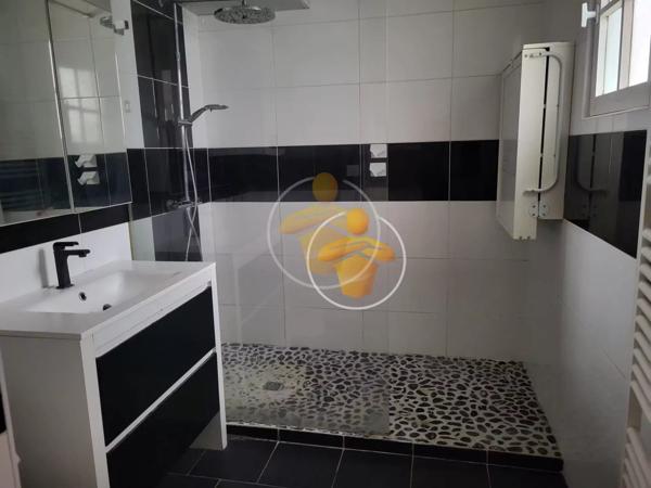 Vente                                                      Maison
                        
                     5 pièces                      85 m2                     à Beautor