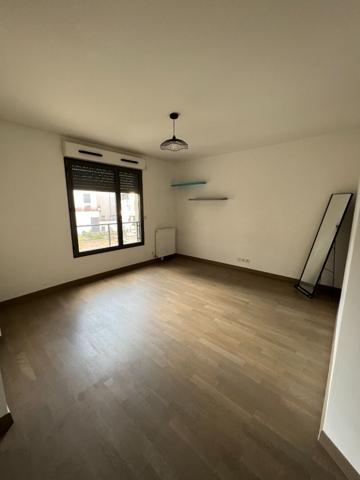Appartement ERMONT-EAUBONNE - 1 pièce - 23,94 m²