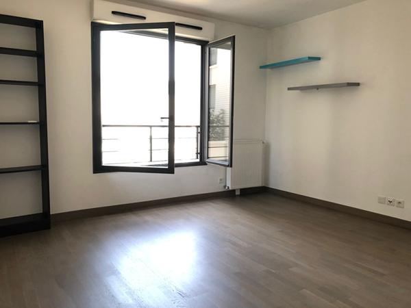 Appartement ERMONT-EAUBONNE - 1 pièce - 23,94 m²