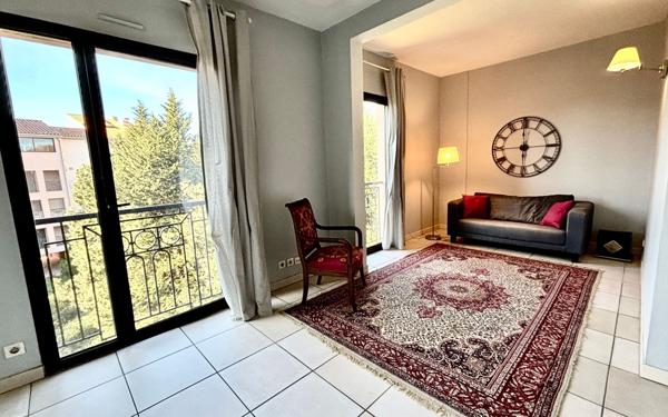 Appartement à vendre    3 pièces • 75,21 m2 Avignon
