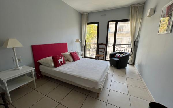 Appartement à vendre    3 pièces • 75,21 m2 Avignon