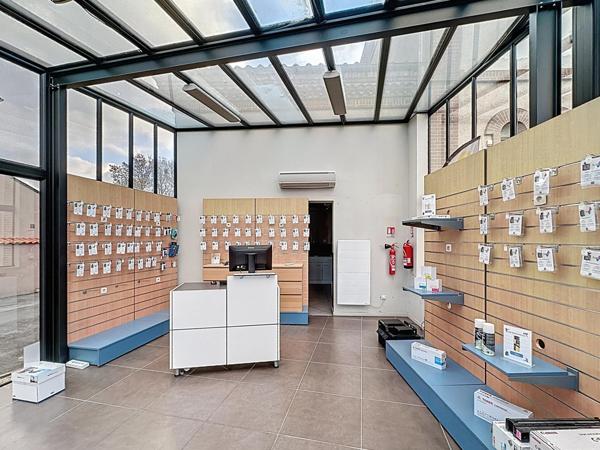 Local pro & commercial - axe très passant