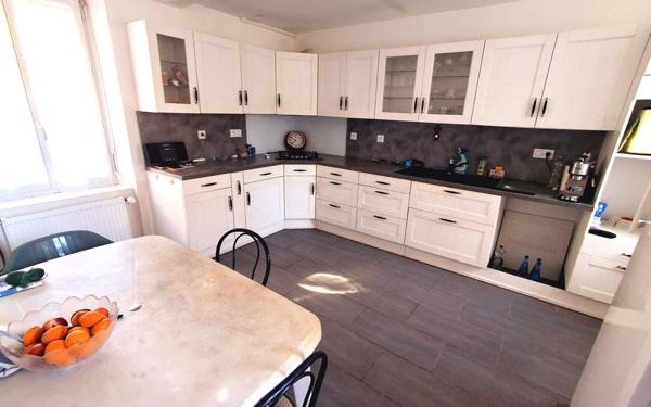 Maison à vendre    3 pièces •  Nemours