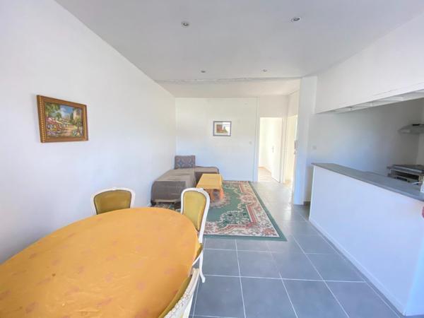 Centre ville T3 en rez de jardin, terrain 50 m2