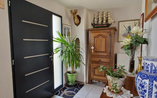 Maison à vendre    5 pièces • 132 m2 Grugies