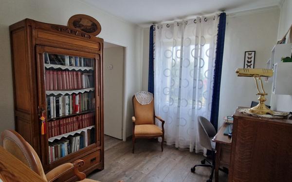 Maison à vendre    5 pièces • 132 m2 Grugies