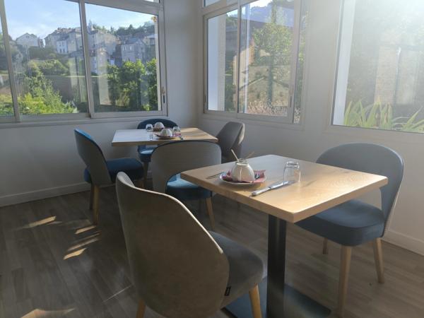 Murs d'un hôtel-restaurant à vendre UZERCHE (19)