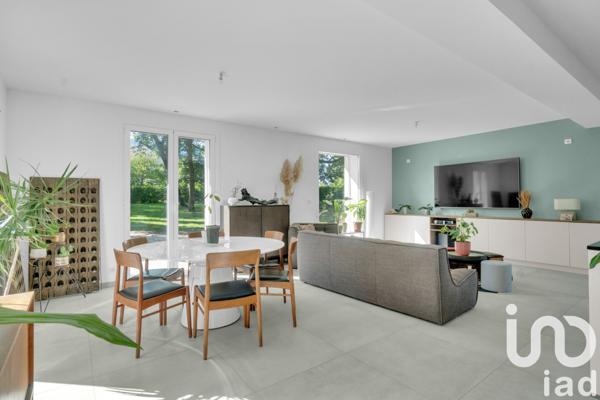 Maison à vendre 9 pièces 285 m² Viviers-du-Lac