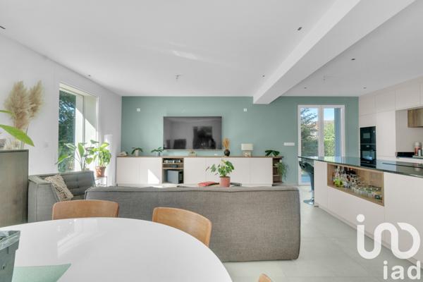 Maison à vendre 9 pièces 285 m² Viviers-du-Lac