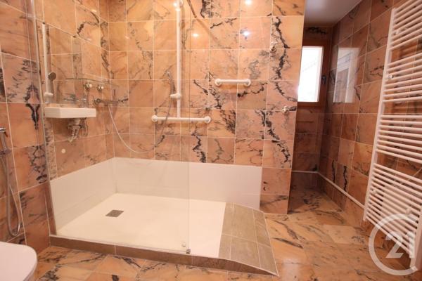 Appartement F5 à vendre  5 pièces - 112,01 m2 PERIGUEUX - 24