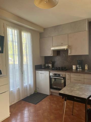 Maison à vendre 4 pièces CHAMPAGNE MOUTON (16)