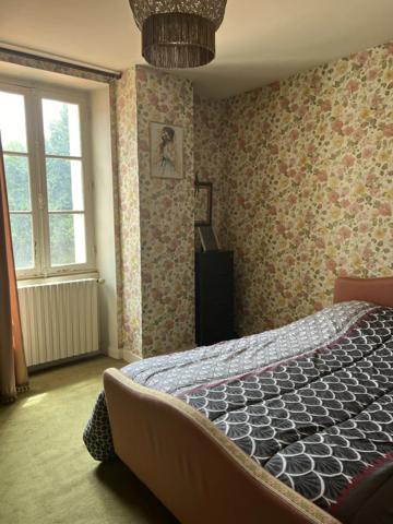 Maison à vendre 4 pièces CHAMPAGNE MOUTON (16)