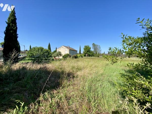 COURTHEZON, parcelle constructible en lotissement