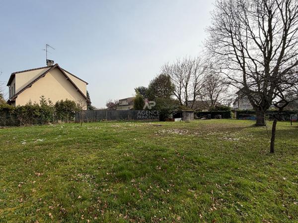 Terrain Ermont 1 128 m2 €495 000 ** - Référence 26-3883