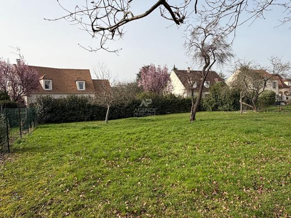 Terrain Ermont 1 128 m2 €495 000 ** - Référence 26-3883