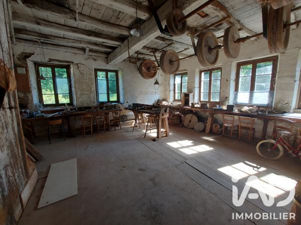 Maison à vendre 4 pièces 187,46 m² Valzin en Petite Montagne