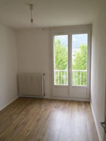Appartement · Location Saint Martin D'heres (38400) 4 pièces · 74m²