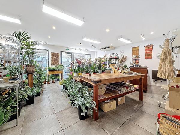 Résidence de  standing récente aux normes PMR