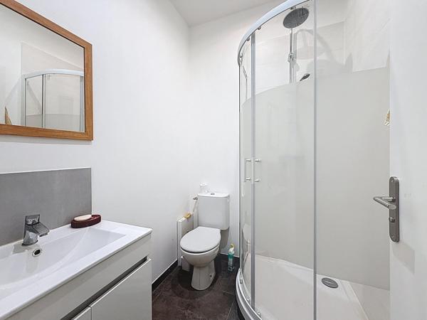 Résidence de  standing récente aux normes PMR