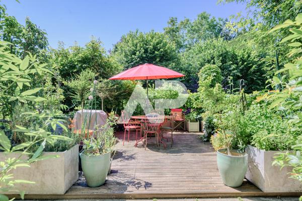 SEVRES RIVE DROITE - MAISON DE CHARME €1 500 000 ** - Référence 559-S