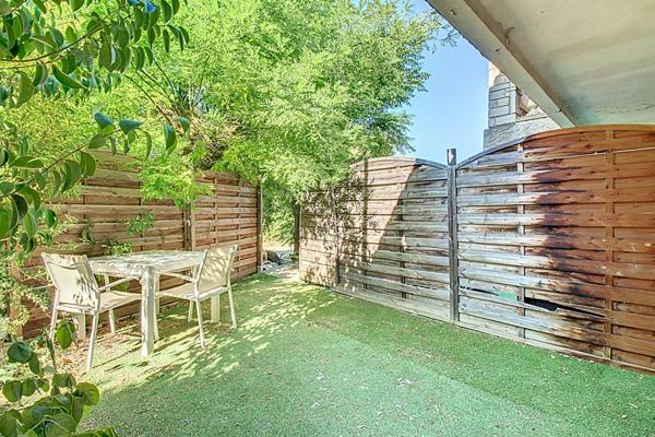 Appartement rez-de-jardin secteur Nord de Vitrolles sans charges avec place de parking