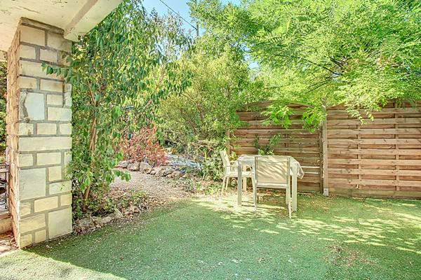 Appartement rez-de-jardin secteur Nord de Vitrolles sans charges avec place de parking