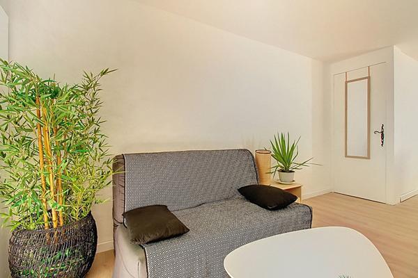 Appartement rez-de-jardin secteur Nord de Vitrolles sans charges avec place de parking