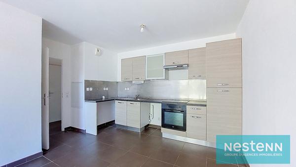 Appartement rez-de-jardin, ISTRES, T3 58m² + 79m² de terrasse et jardin, double garage et stationnement privatif