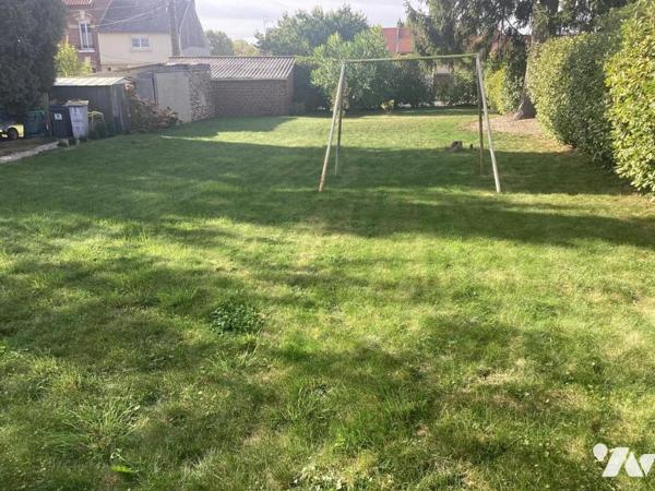 Maison de 85 M2 HAB double garage et jardin