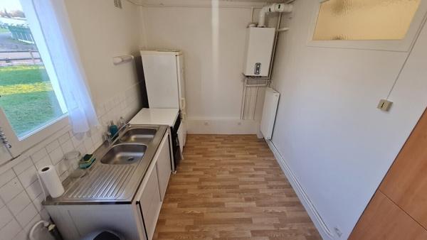 Appartement 72m² + cave + parking, proche commerce, idéal investisseur